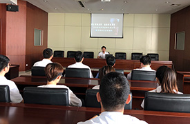 公司組織員工參加“樹立風(fēng)險(xiǎn)意識，遠(yuǎn)離非法集資”投資者宣傳教育活動